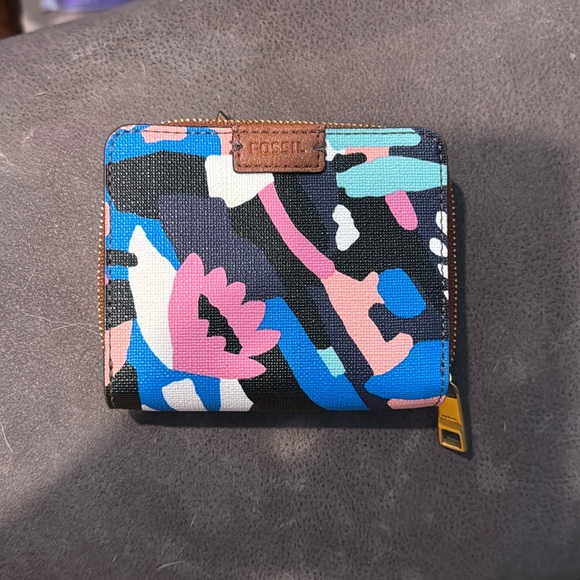 Fossil Handbags - Fossil floral print wallet.